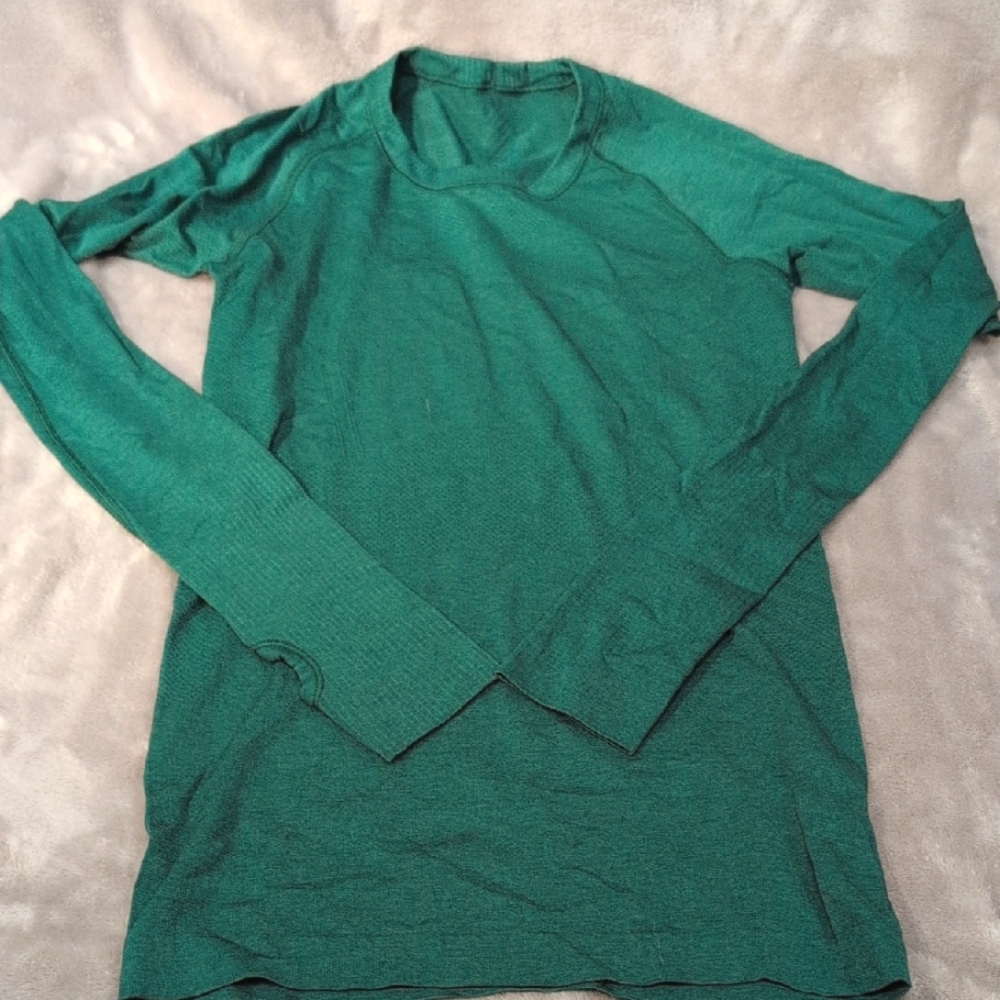 EUC Lululemon Swiftly long sleeve top